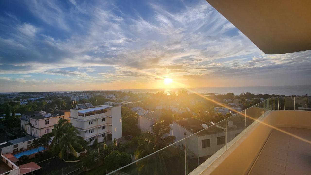 Seaview Luxury Appartment Flic en Flac Bagian luar foto