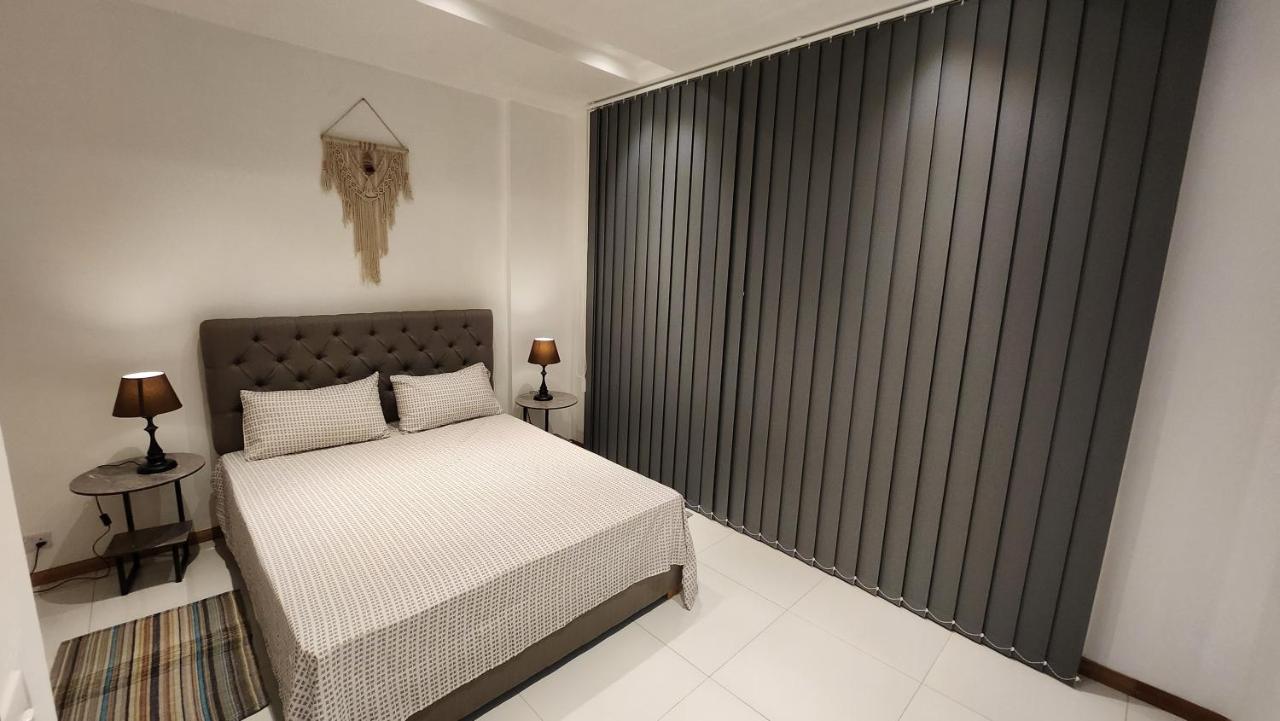 Seaview Luxury Appartment Flic en Flac Bagian luar foto