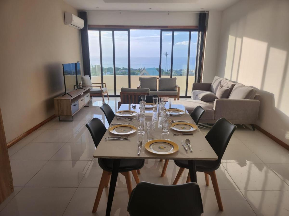 Seaview Luxury Appartment Flic en Flac Bagian luar foto